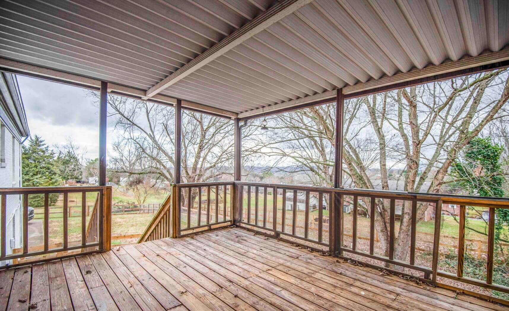 Comfortable common area in our Tennessee sober living home